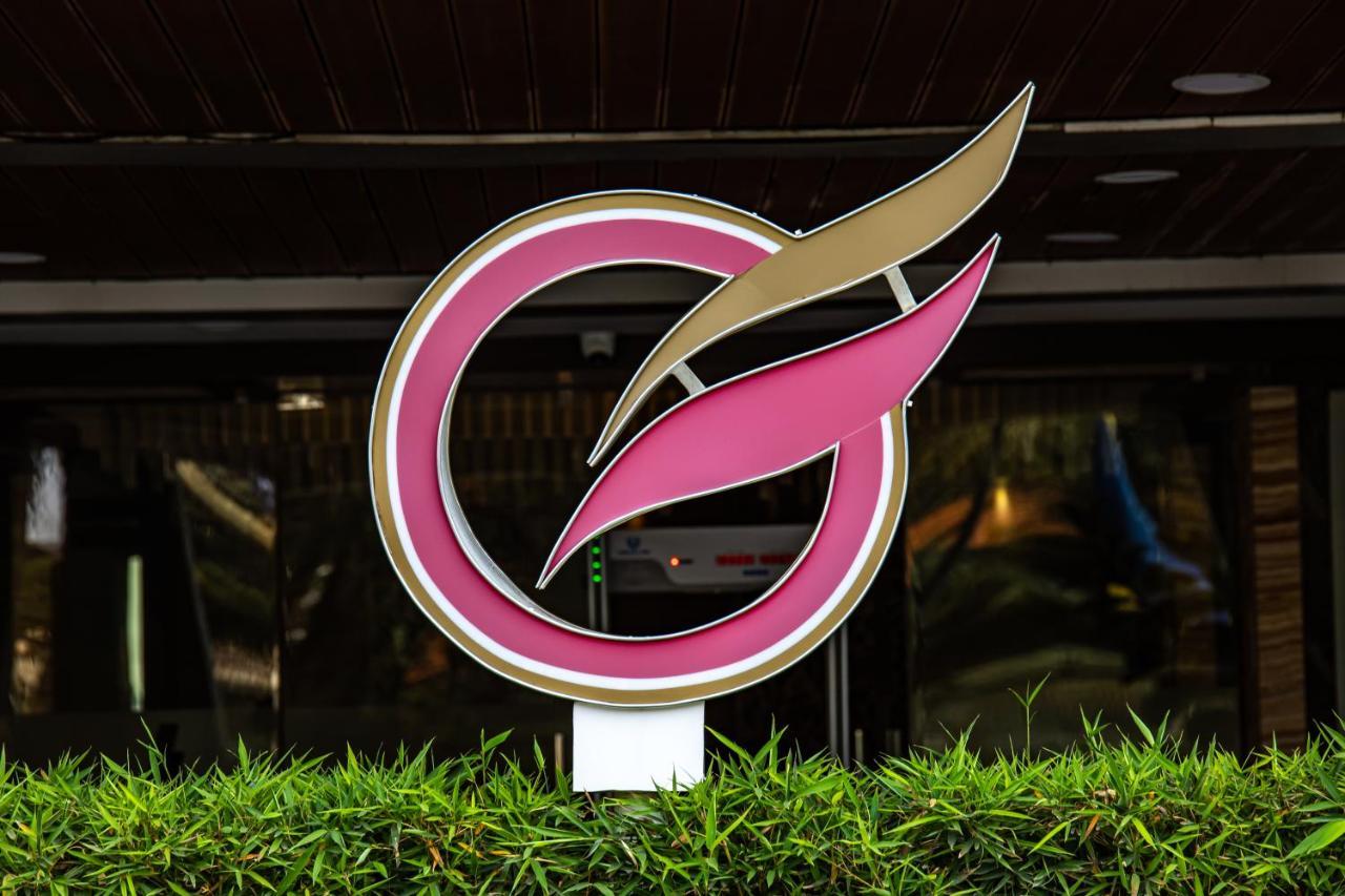 Prideinn Azure Hotel Nairobi Westlands Екстериор снимка