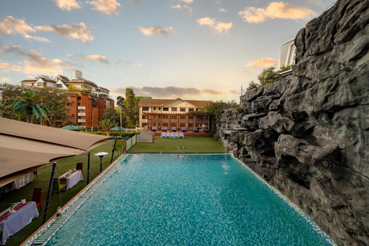 Prideinn Azure Hotel Nairobi Westlands Екстериор снимка