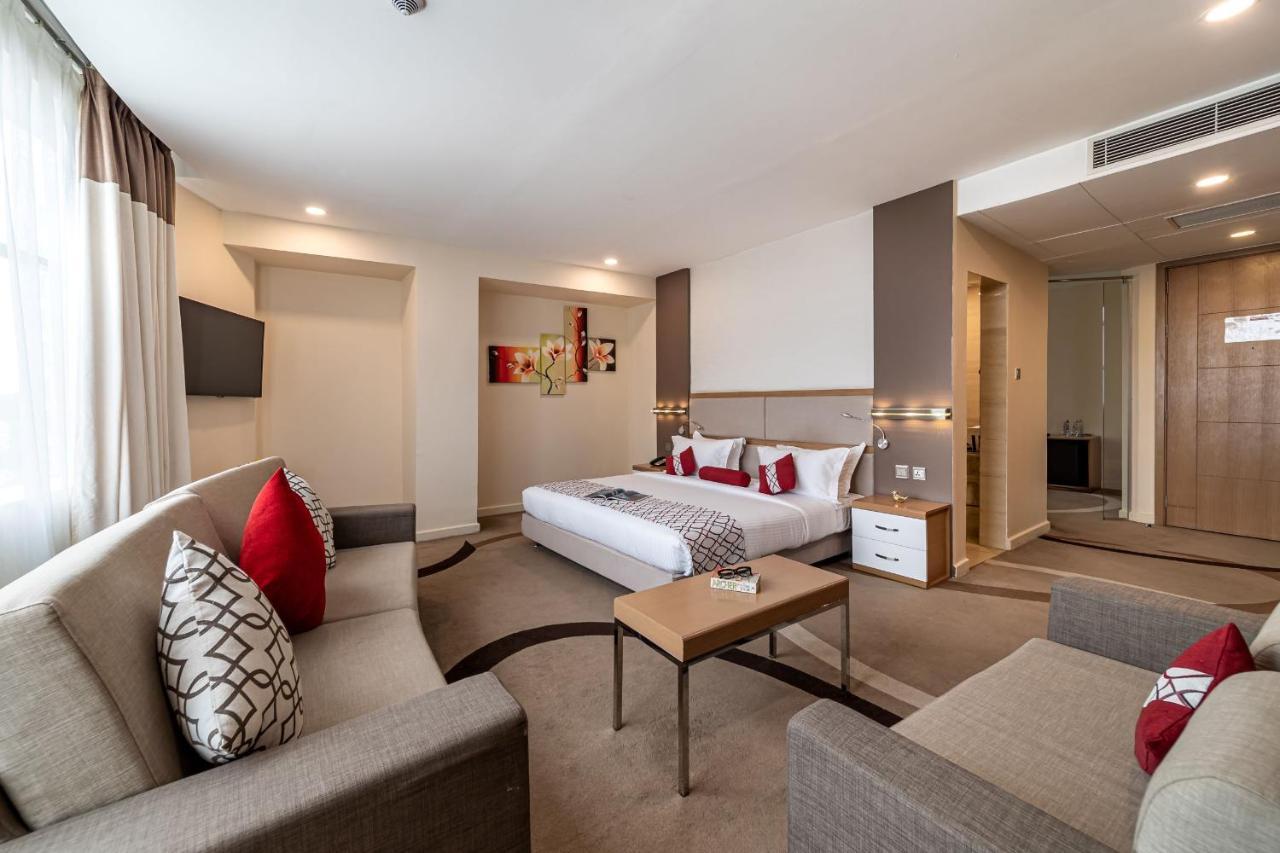 Prideinn Azure Hotel Nairobi Westlands Екстериор снимка