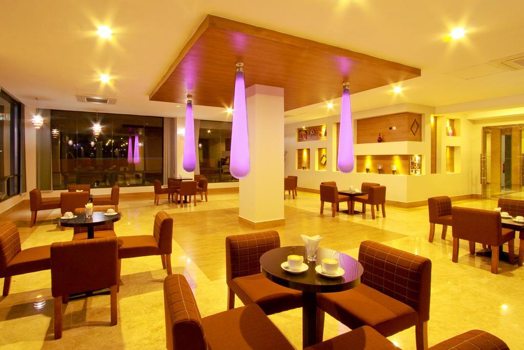 Prideinn Azure Hotel Nairobi Westlands Екстериор снимка