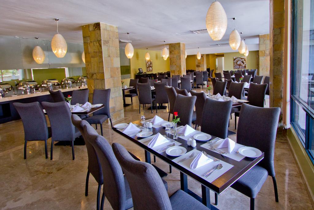 Prideinn Azure Hotel Nairobi Westlands Екстериор снимка