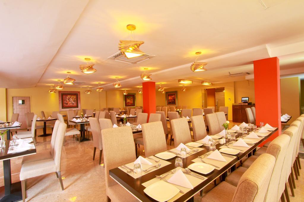 Prideinn Azure Hotel Nairobi Westlands Екстериор снимка